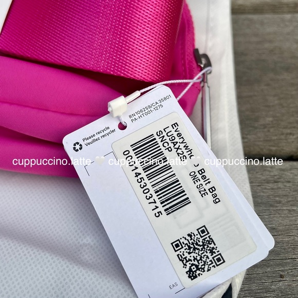 💗LAST ONE💗Lululemon Athletica Everywhere Belt Bag in Sonic Pink - Picture 8 of 13